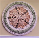 ROSONE IN GESSO DECORATO